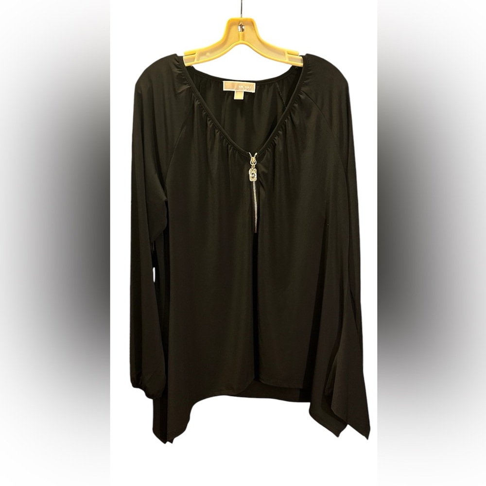 NWOT Michael by Michael Kors black top with zipper